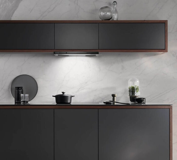 Полновстраиваемая вытяжка Miele DAS 4630 OBSW