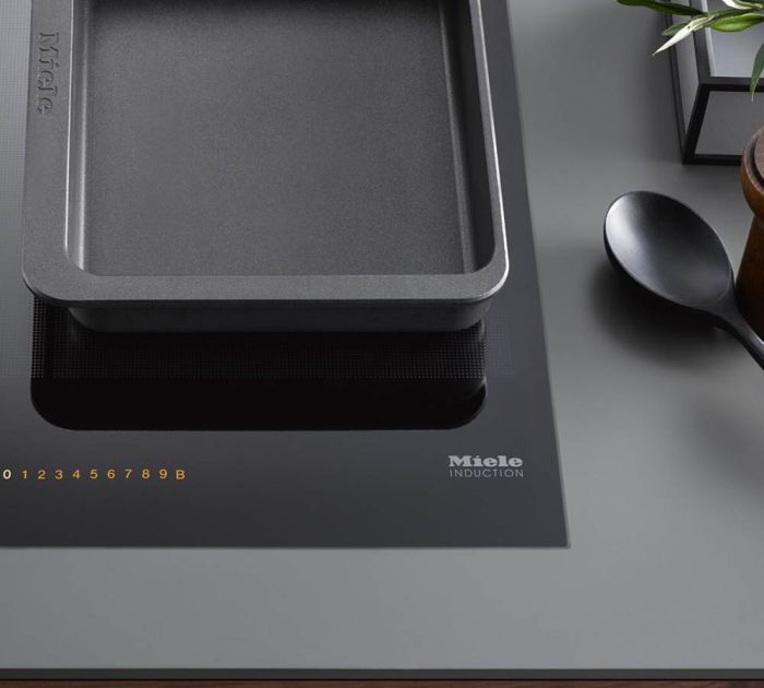 Индукционная варочная панель Miele KM 7564 FL