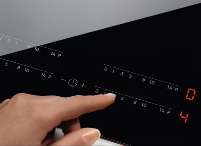 Индукционная варочная панель Electrolux EIV 6340 X