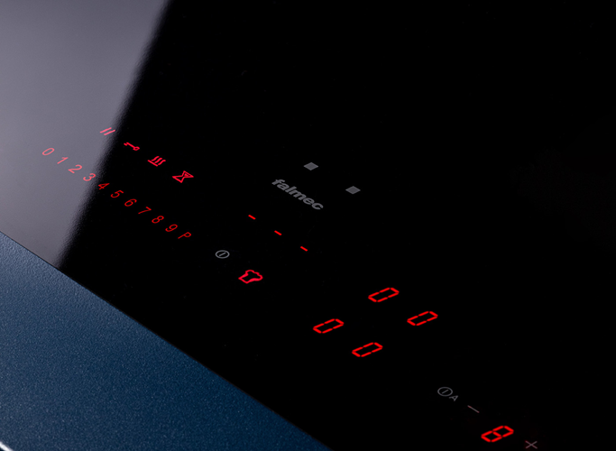 Индукционная варочная панель Falmec Brera 75 Vetro Nero