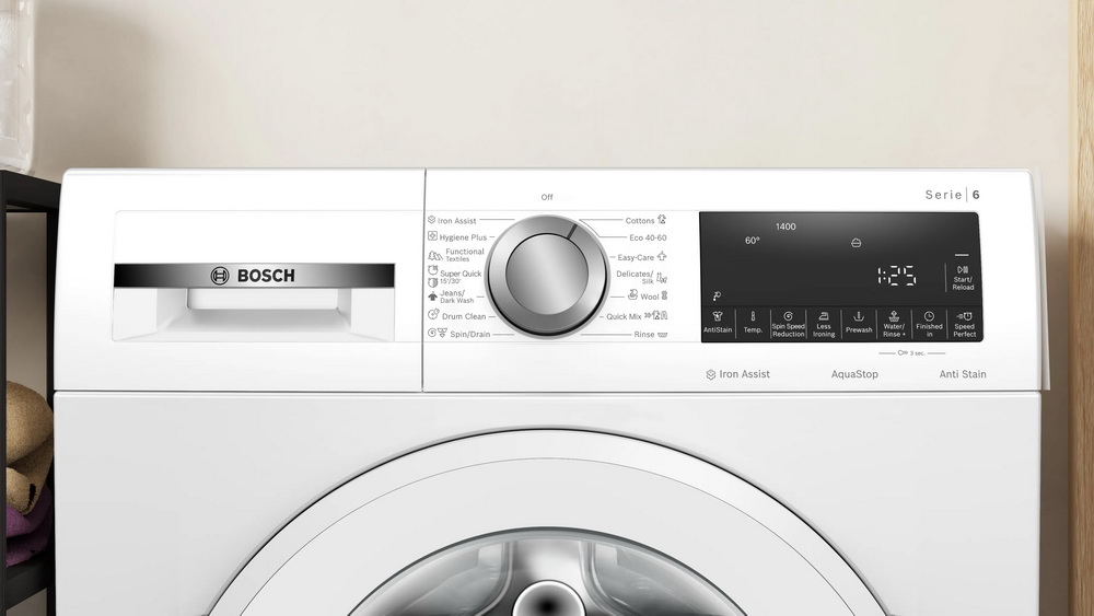 Фронтальная стиральная машина Bosch WGG244Z4BY
