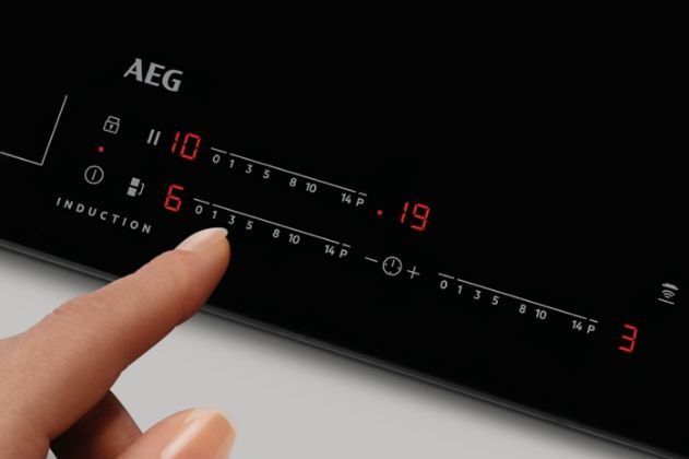 Индукционная варочная панель AEG IKE63441FB