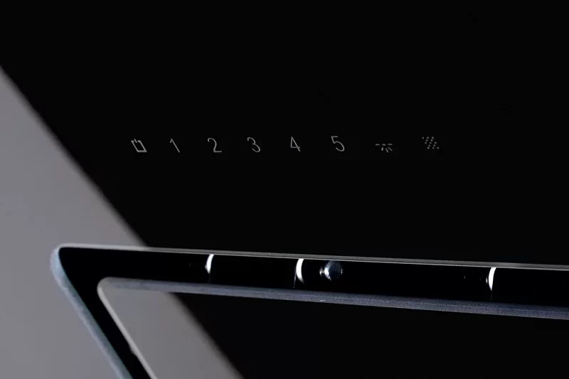 Наклонная вытяжка Kuppersberg F 660